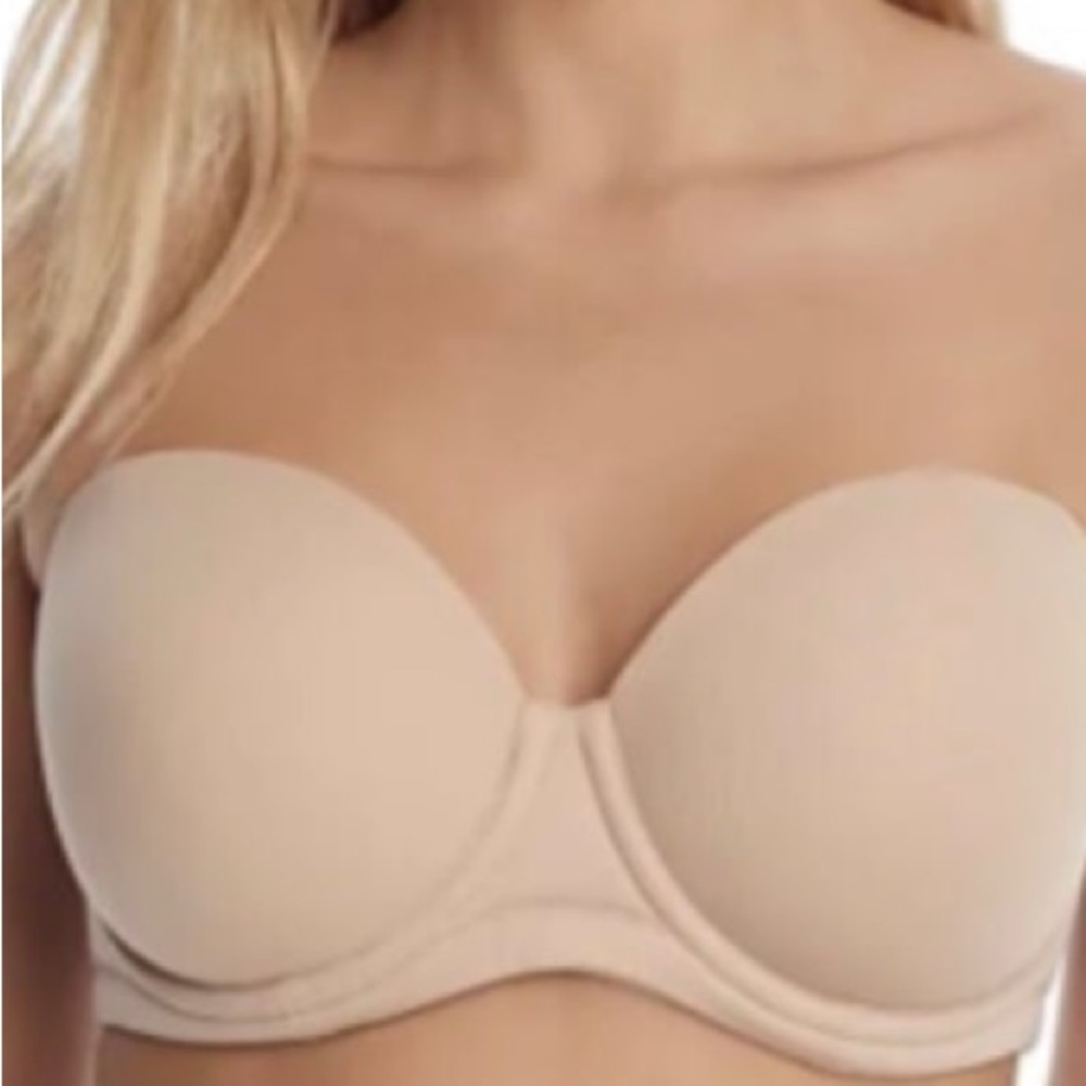 WACOAL Red Carpet Underwire Light Padding Cream Strapless Bra | 36DD